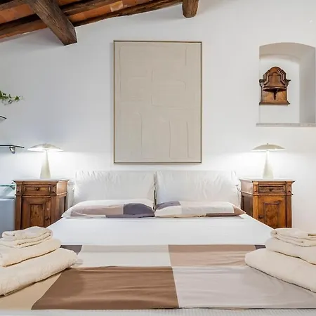 شقة Penthouse With Private Elevator In The Historic Center *