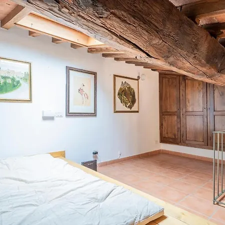 Penthouse With Private Elevator In The Historic Center アパート *