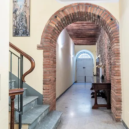 Penthouse With Private Elevator In The Historic Center アパート